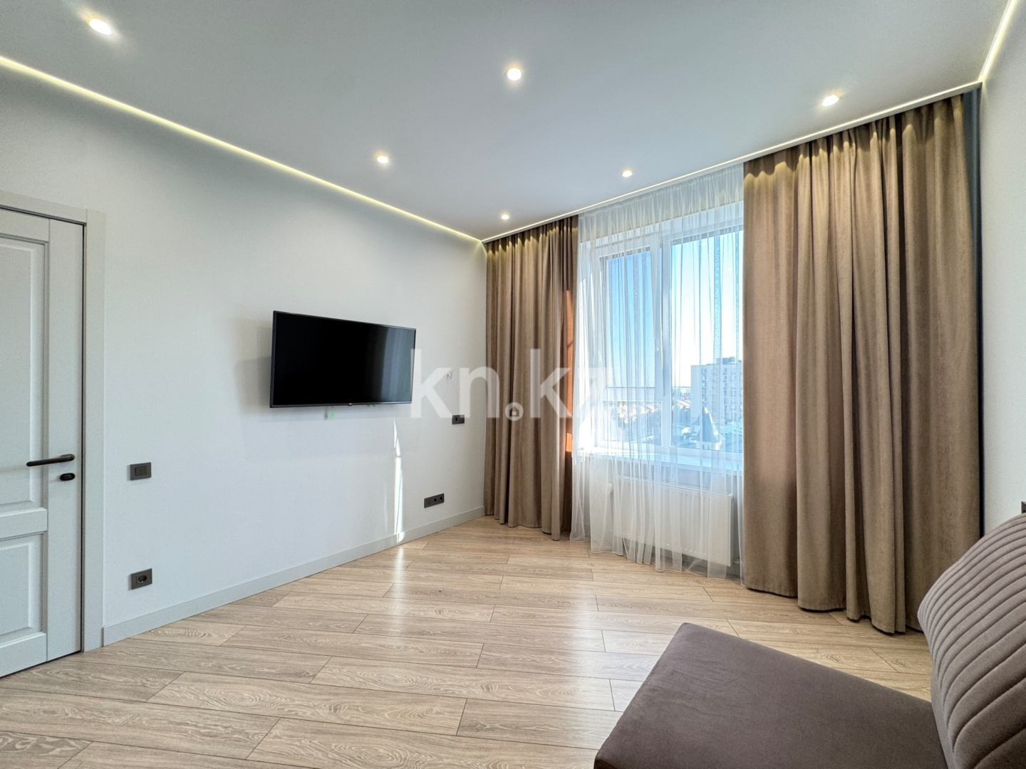 Продажа 4-комнатной квартиры, 126.5 м² в Астане - фото 25