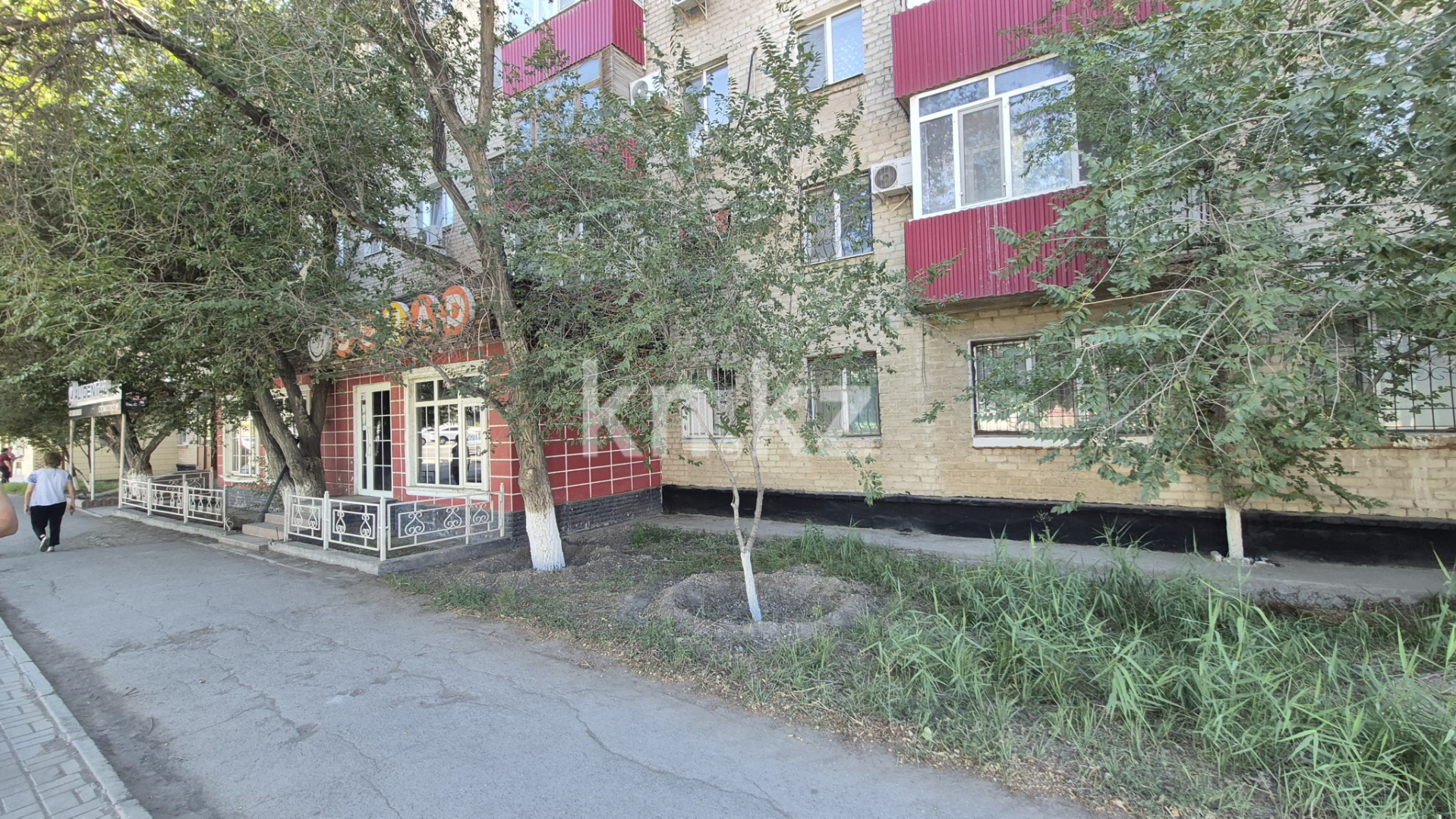 Продажа 2-комнатной квартиры, 43 м², Махамбета, дом  109 в Атырау - фото 16