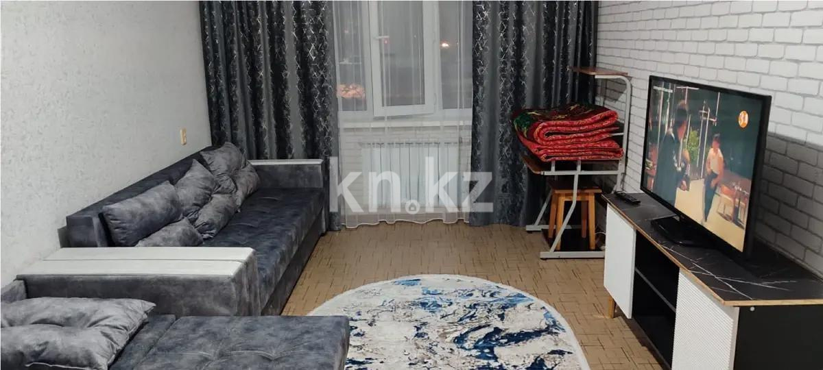 Продажа 2-комнатной квартиры, 44 м², 13 мкр., дом  42 в Караганде