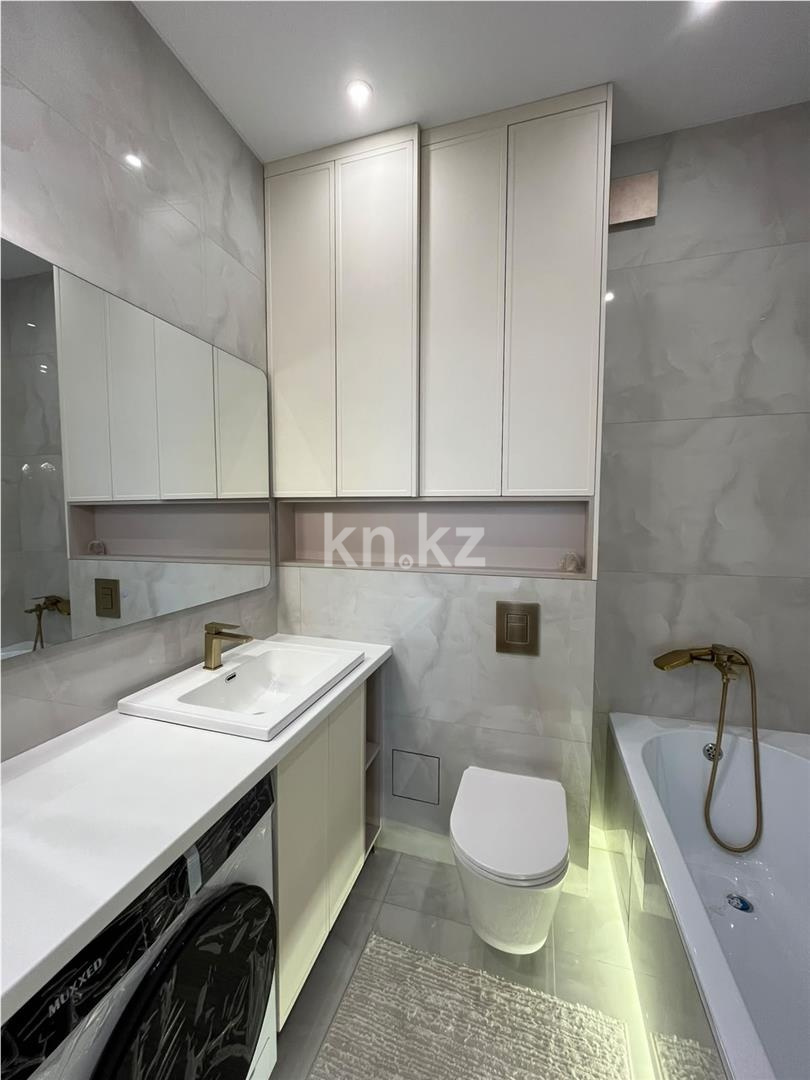 Продажа 2-комнатной квартиры, 65 м² в Караганде - фото 15