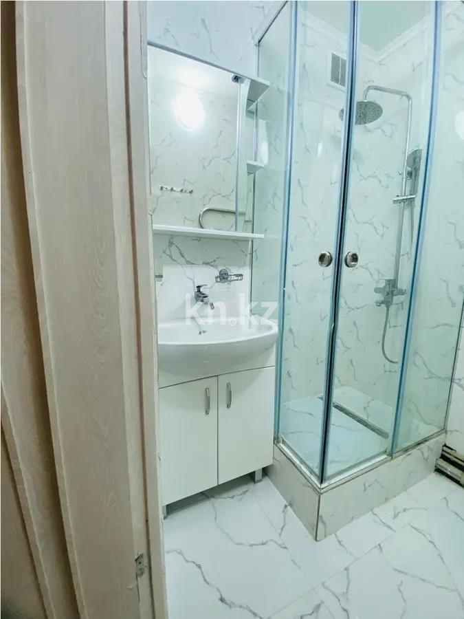 Продажа 2-комнатной квартиры, 47 м², ул. Шашкина, дом  23 в Алматы - фото 4