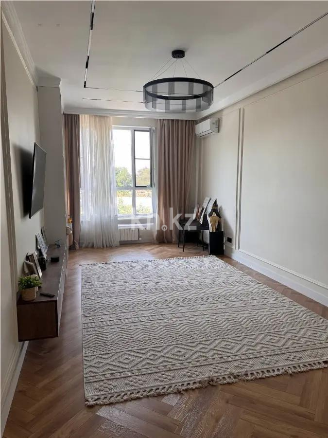 Продажа 2-комнатной квартиры, 81 м² в Алматы
