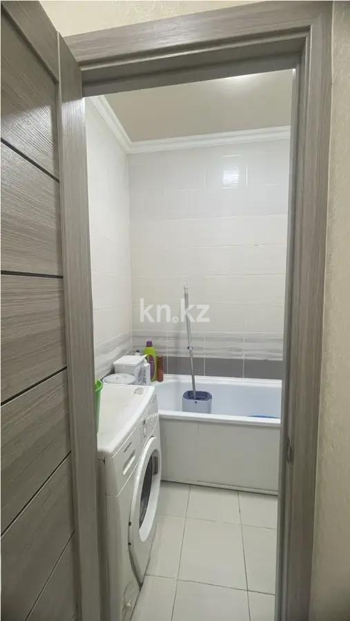 Продажа 2-комнатной квартиры, 60 м², мкр-н Айнабулак-3, дом  141 в Алматы - фото 4