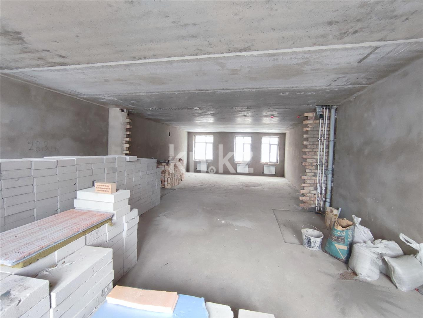 Продажа 3-комнатной квартиры, 97 м², ул. Жамбыла, дом  156а в Караганде - фото 8