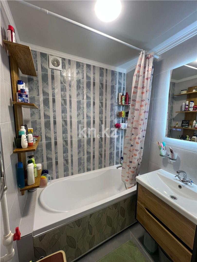 Продажа 3-комнатной квартиры, 62 м², ул. Ермекова в Караганде - фото 13