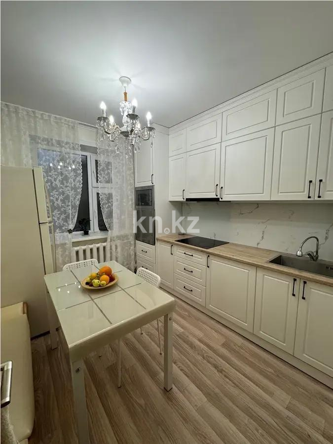 Продажа 4-комнатной квартиры, 75 м², пр. Строителей, дом  7 в Караганде - фото 5