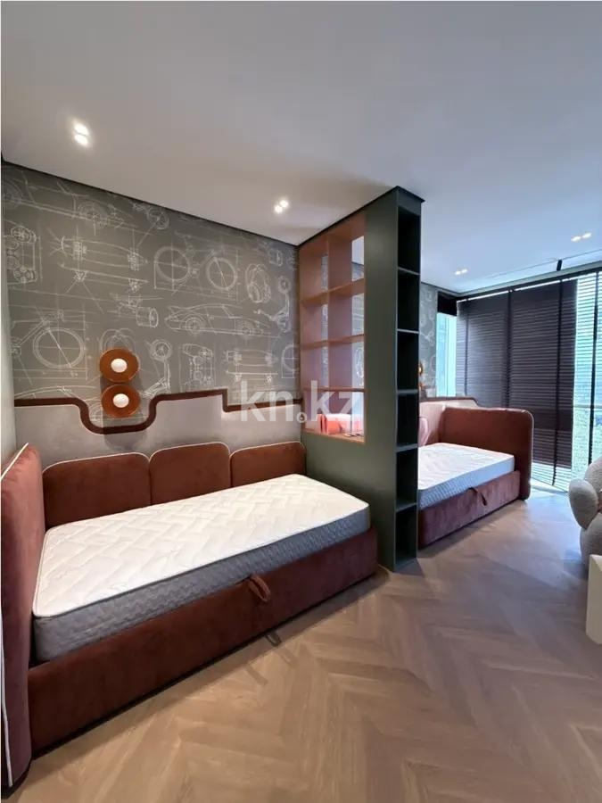 Продажа 5-комнатной квартиры, 212 м² в Астане - фото 4