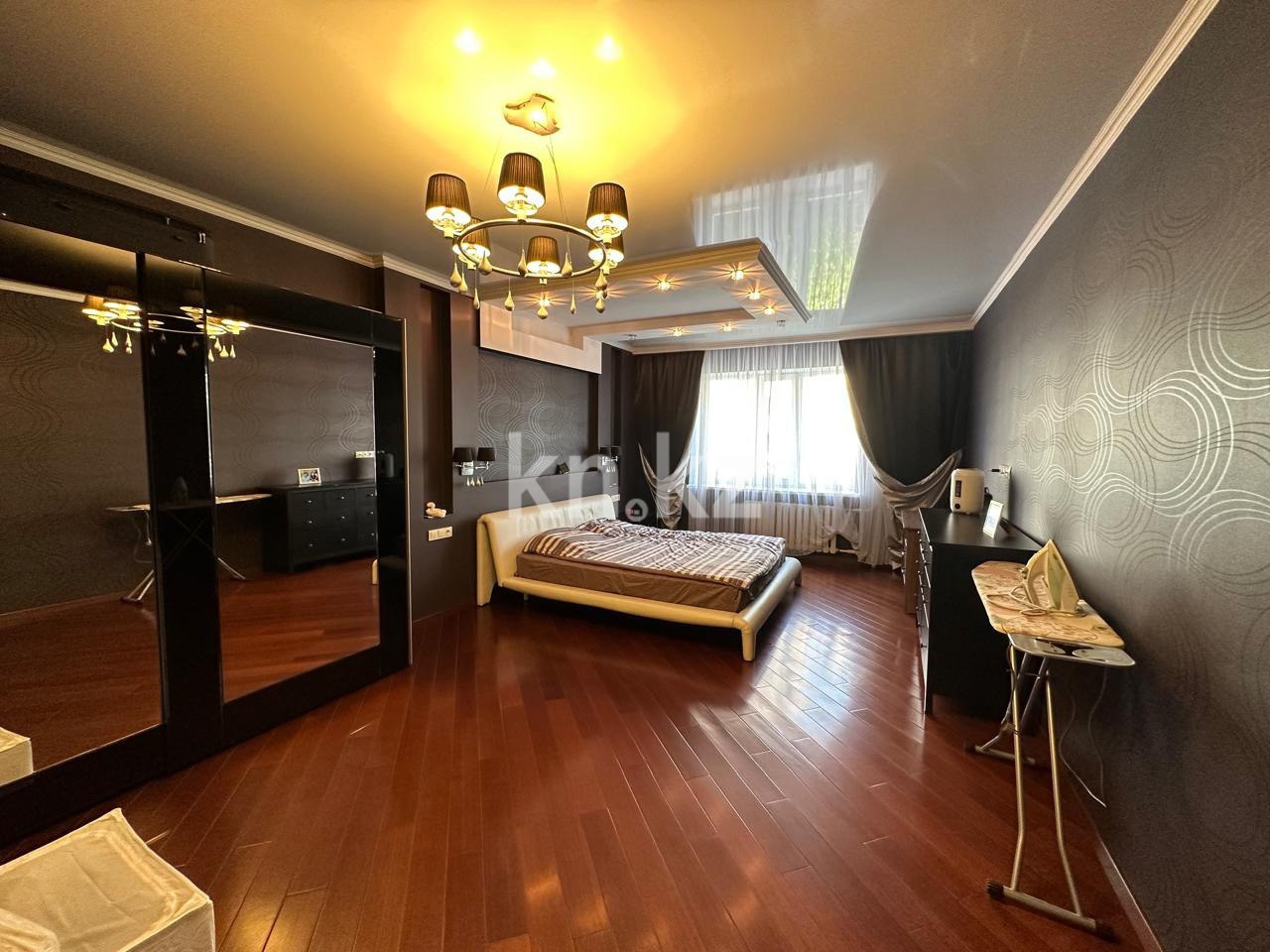 Аренда 3-комнатной квартиры, 136 м² в Астане