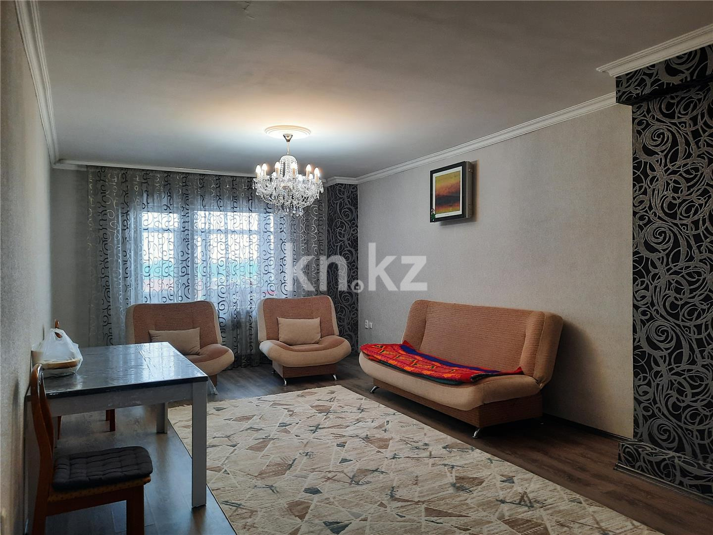 Продажа 3-комнатной квартиры, 107 м², пр. Республики в Караганде