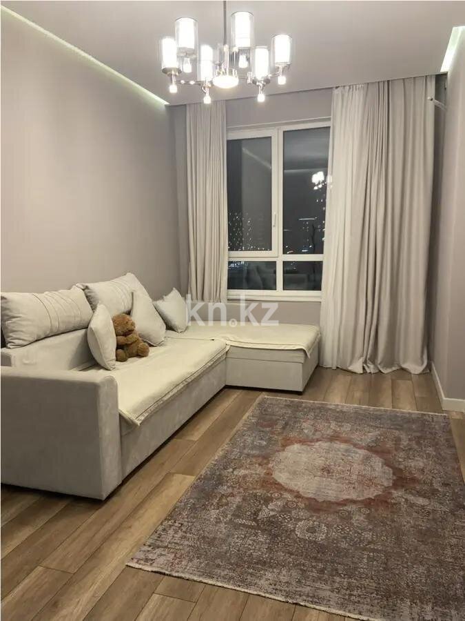 Продажа 1-комнатной квартиры, 42 м² в Астане