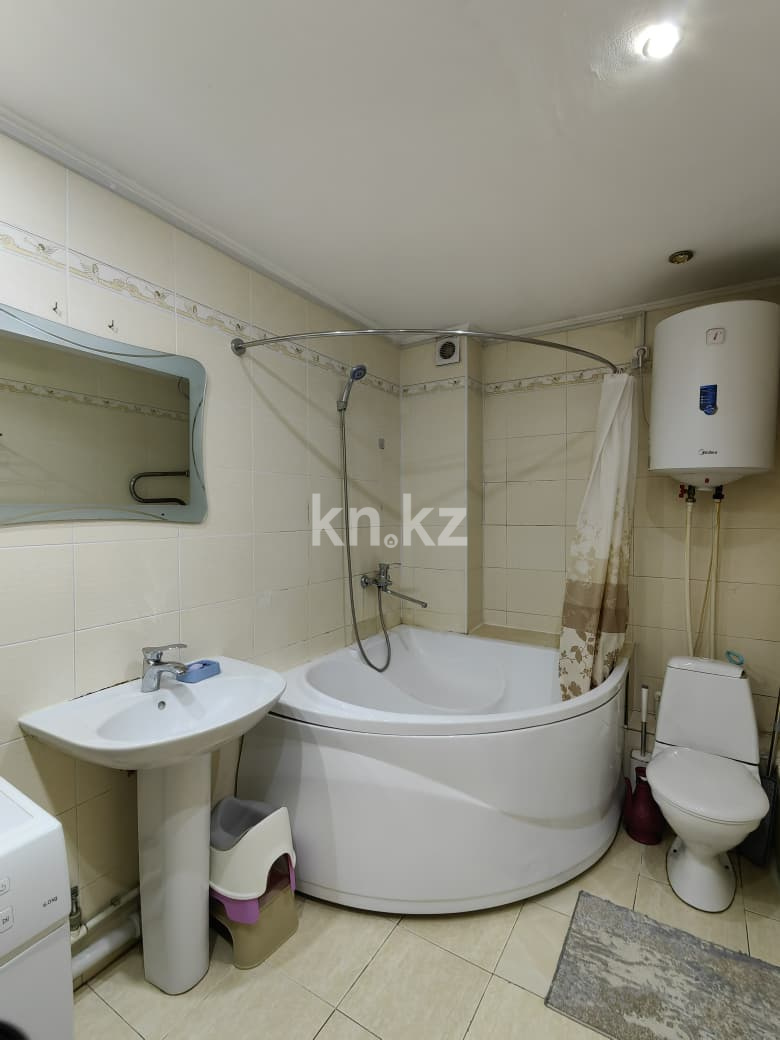 Продажа 2-комнатной квартиры, 55 м² в Караганде - фото 14