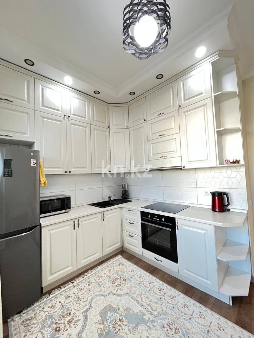 Аренда 1-комнатной квартиры, 45 м² в Астане