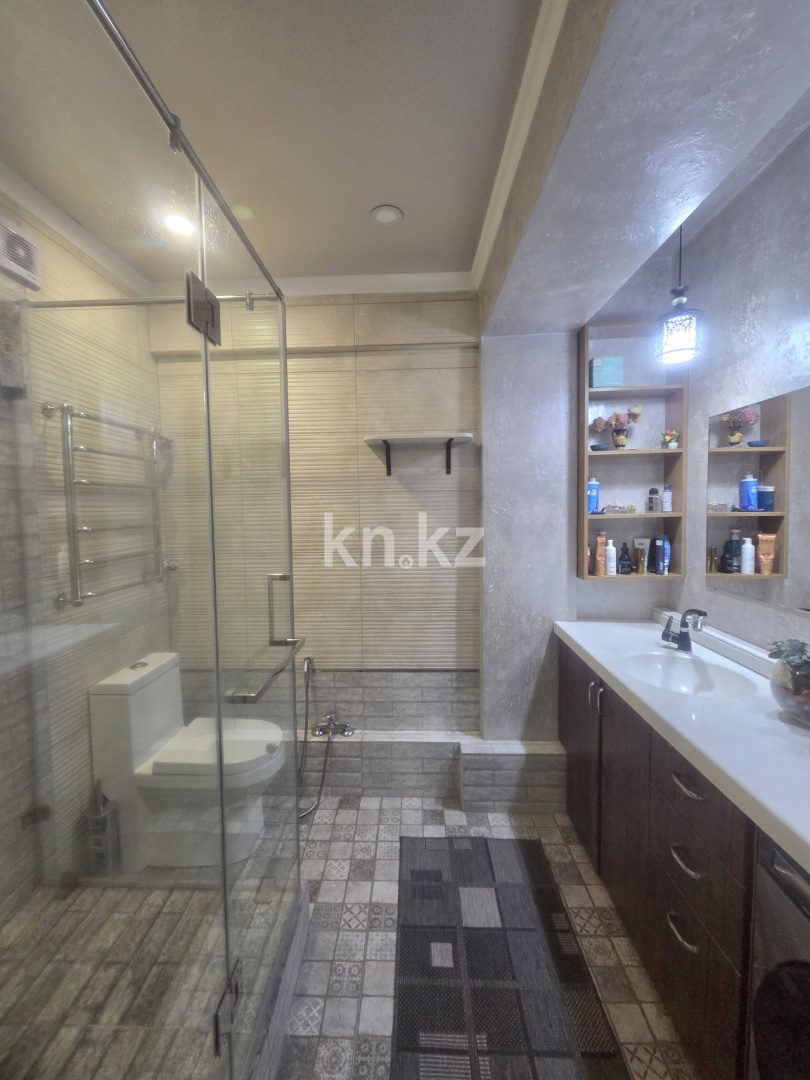 Продажа 3-комнатной квартиры, 70 м², ул. Макатаева, дом  5а в Алматы - фото 9