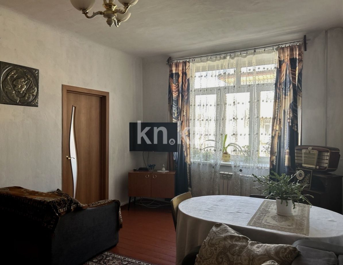Продажа 3-комнатной квартиры, 77 м² в Усть-Каменогорске - фото 3