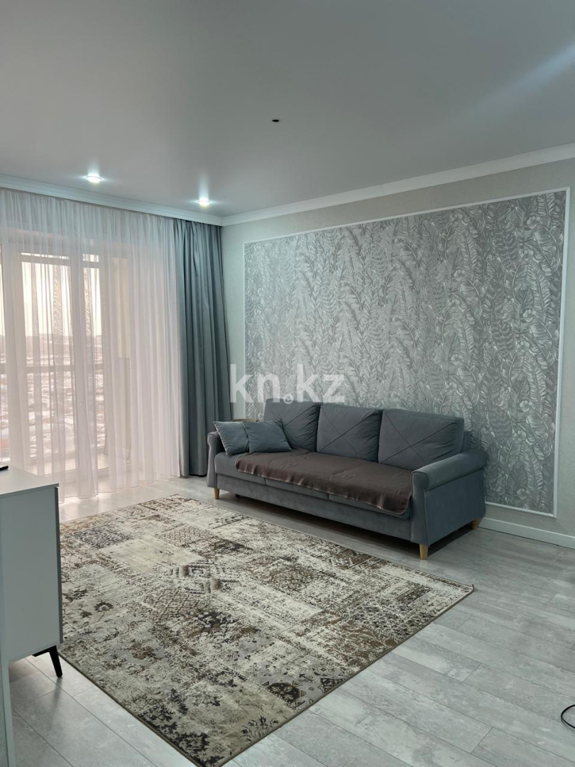 Продажа 2-комнатной квартиры, 61 м², ул. Муканова, дом  82 в Караганде - фото 2