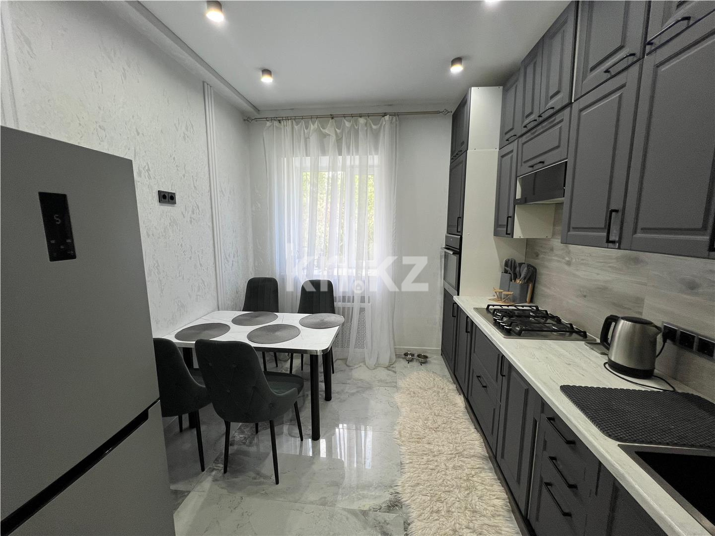 Продажа 3-комнатной квартиры, 68 м², пр. Бухар-жырау в Караганде - фото 8