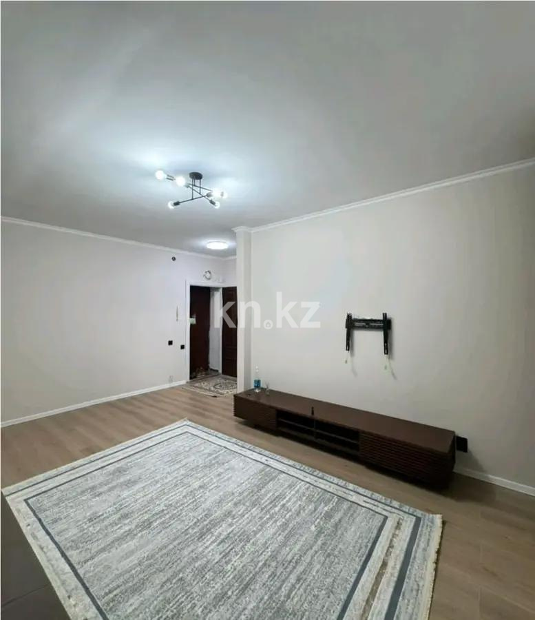 Продажа 4-комнатной квартиры, 98.2 м², пр. Абылай хана, дом  5/2 в Астане