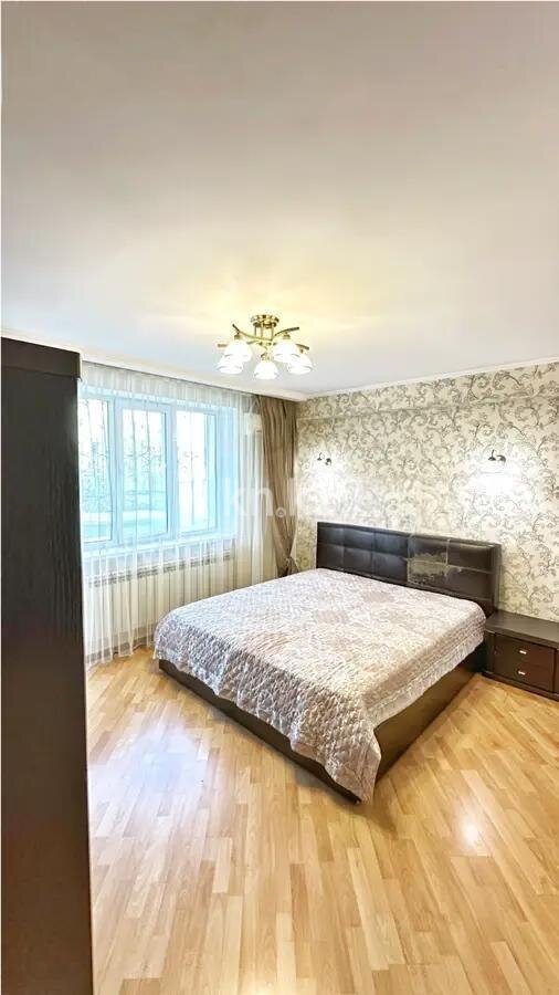 Продажа 4-комнатной квартиры, 140 м² в Алматы - фото 3