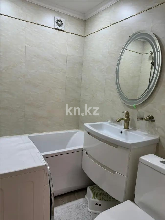 Продажа 3-комнатной квартиры, 62.6 м², 10а мкр., дом  22 в Алматы - фото 6