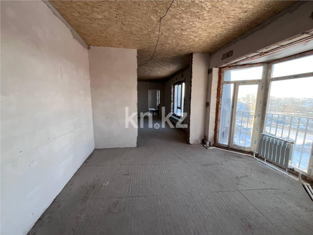 Продажа 3-комнатной квартиры, 121.5 м² в Караганде - фото 13