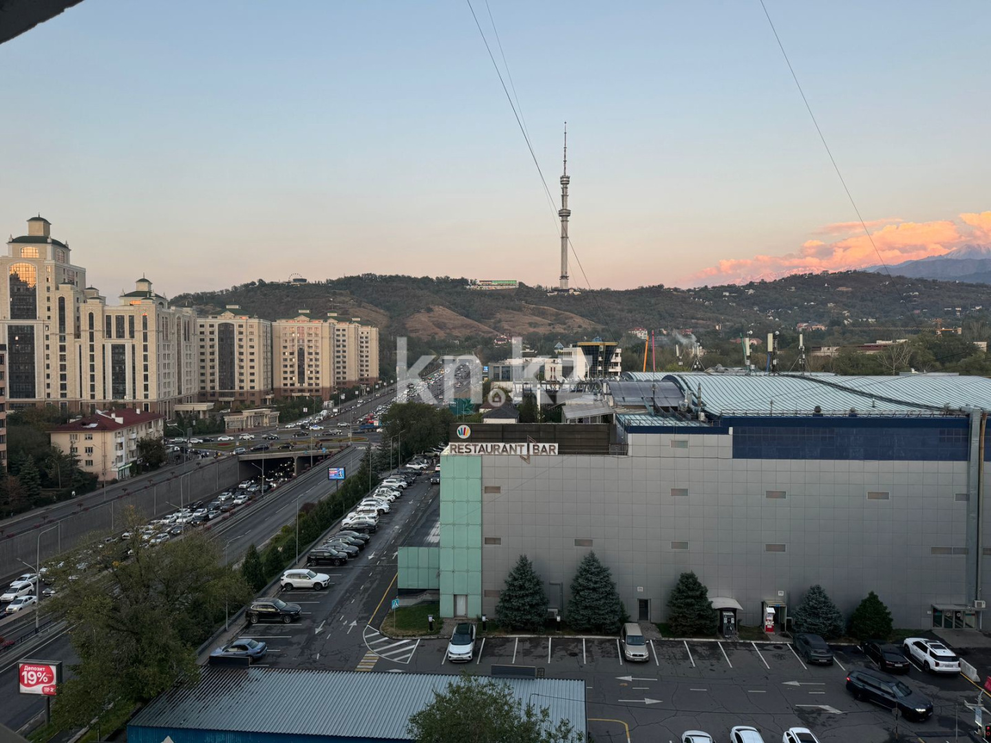 Продажа 3-комнатной квартиры, 71.2 м², пр. Аль-Фараби, дом  12 в Алматы - фото 8