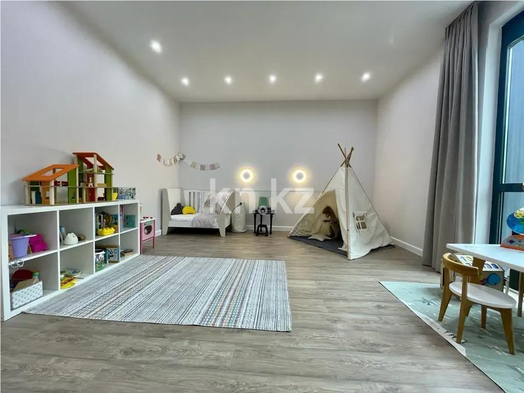 Продажа 4-комнатной квартиры, 180 м², ул. Оспанова, дом  85/72 в Алматы - фото 3