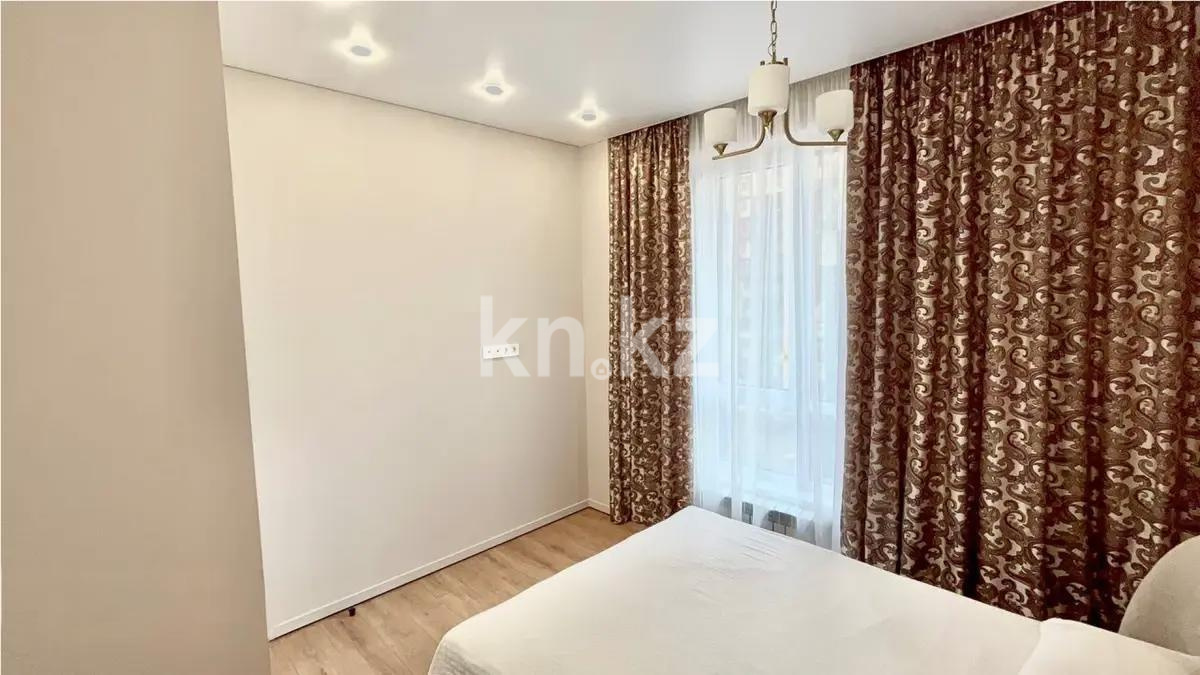 Продажа 3-комнатной квартиры, 73.5 м², пр. Абая, дом  164 в Алматы