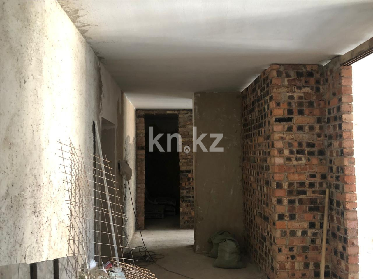 Продажа 3-комнатной квартиры, 70 м², ул. Букетова, дом  60а блок 1 в Караганде - фото 10