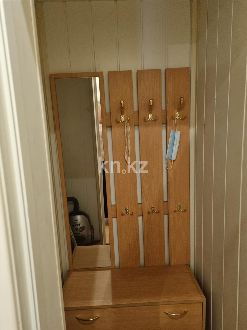 Продажа 1-комнатной квартиры, 52 м², ул. Абая, дом  38 в Караганде - фото 9