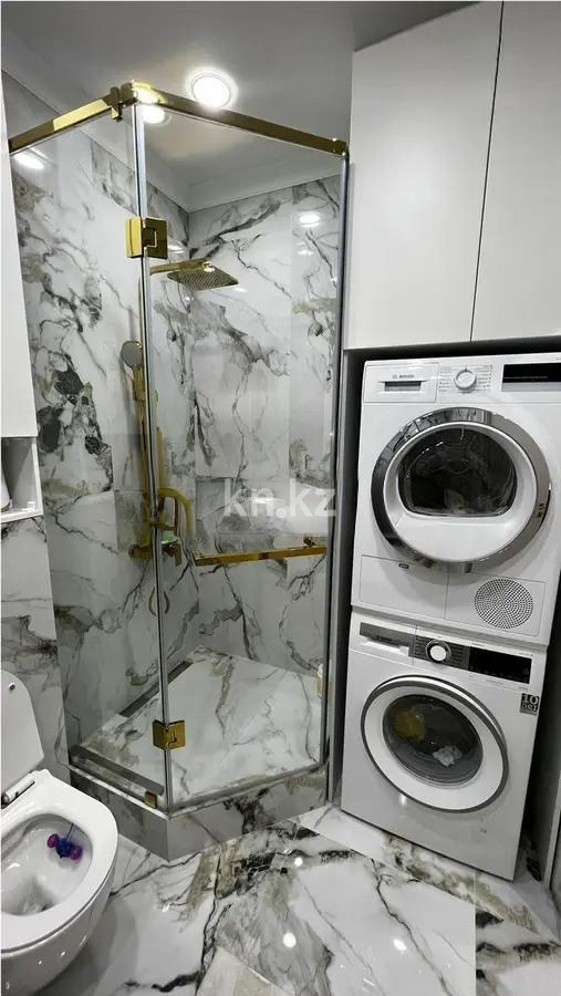 Продажа 3-комнатной квартиры, 70.7 м², мкр-н Дарабоз, дом  77 в Алматы - фото 4