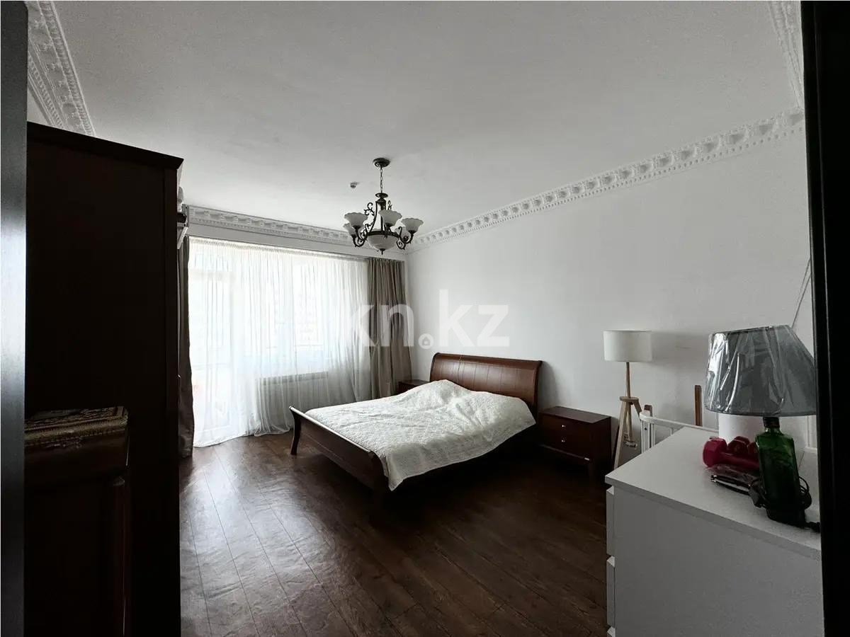 Продажа 2-комнатной квартиры, 77 м², ул. Навои, дом  60 в Алматы - фото 2