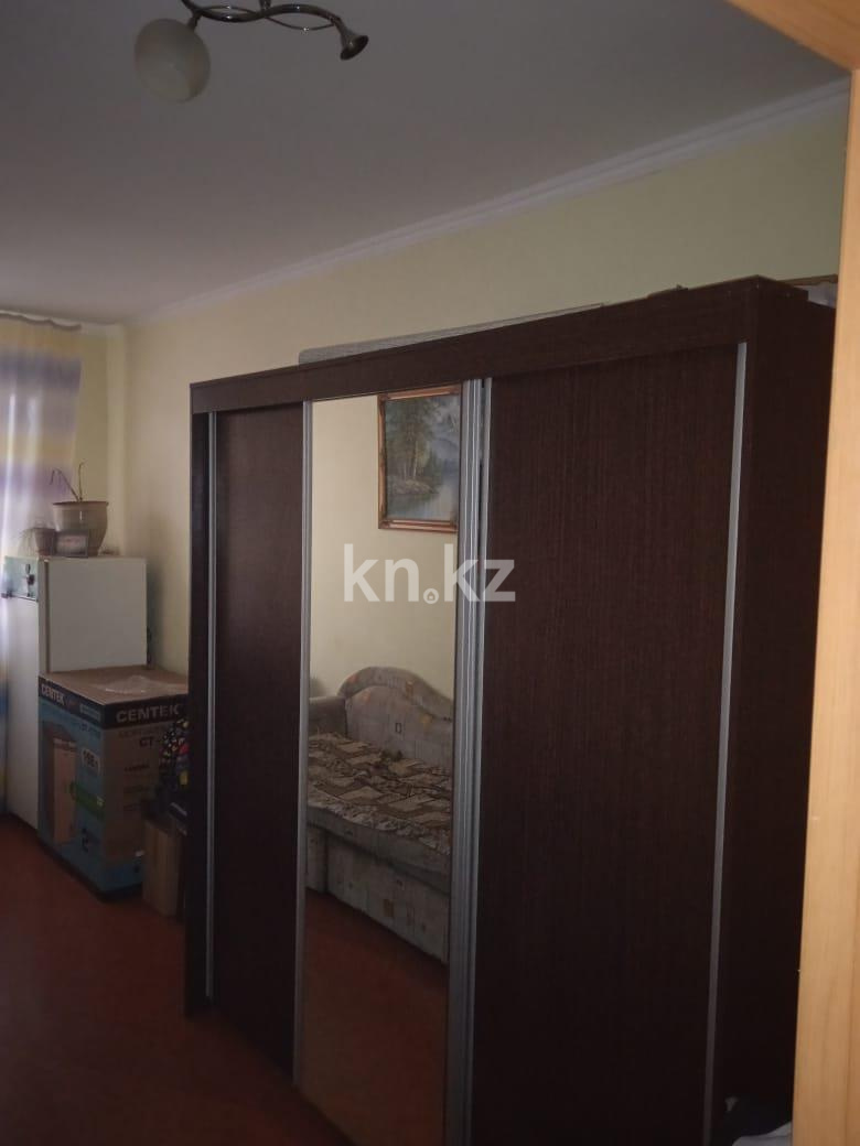 Продажа 3-комнатной квартиры, 63 м², ул. Баженова, дом  158 в Караганде - фото 3