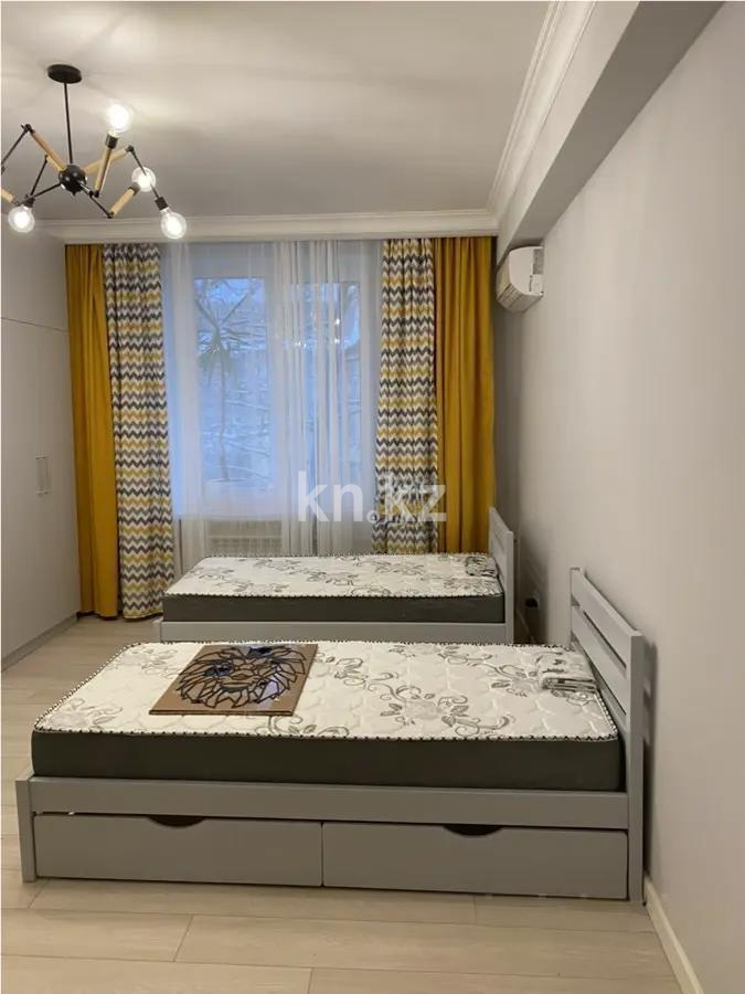 Продажа 3-комнатной квартиры, 86 м², пр. Абылай хана, дом  122 в Алматы - фото 3