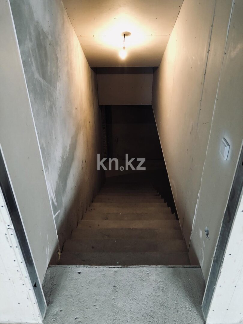 Продажа 5-комнатного дома, 400 м² в Караганде - фото 12