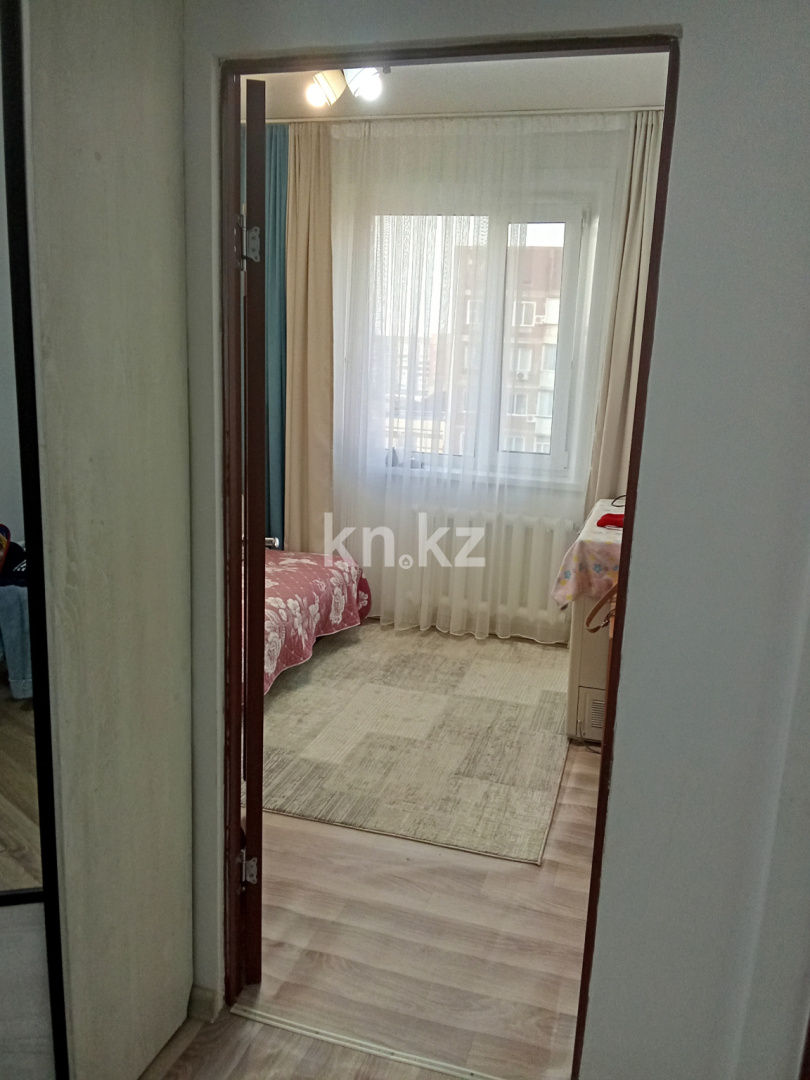 Продажа 3-комнатной квартиры, 63 м², мкр-н Степной-3, дом  7 в Караганде - фото 8