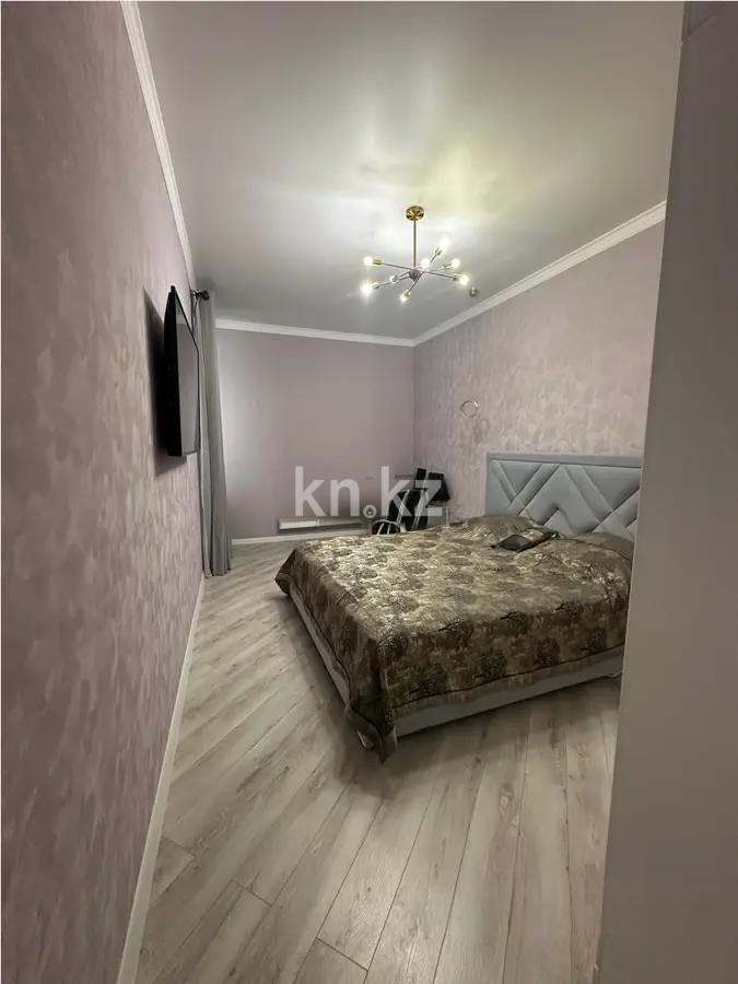 Продажа 3-комнатной квартиры, 90 м², ул. Орынбор, дом  12 в Астане - фото 3