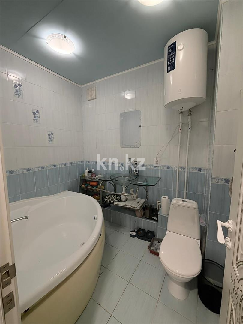 Продажа 3-комнатной квартиры, 76 м² в Караганде - фото 12