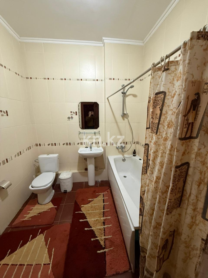 Аренда 1-комнатной квартиры, 50 м², ул. Туркестан, дом  8 в Астане - фото 10