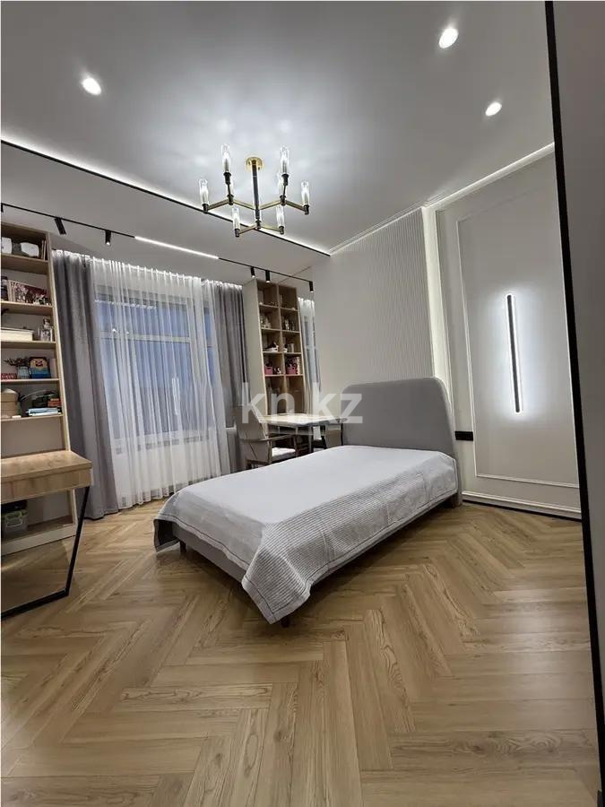 Продажа 4-комнатной квартиры, 138 м² в Астане - фото 2