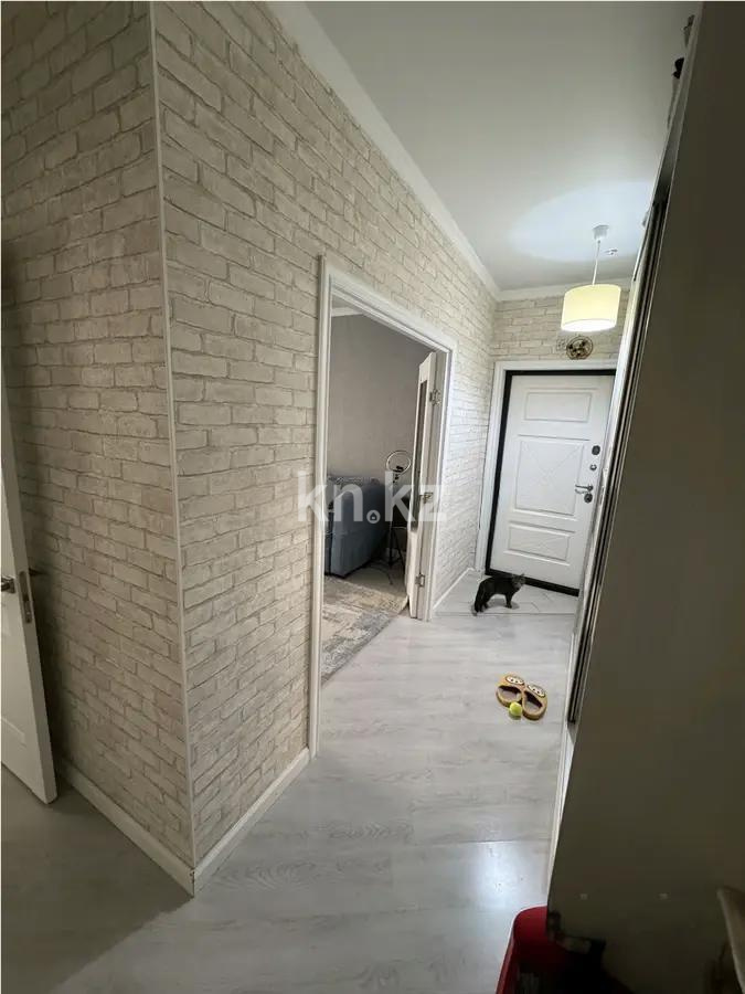 Продажа 2-комнатной квартиры, 62 м², ул. Сатпаева, дом  90а в Алматы - фото 5