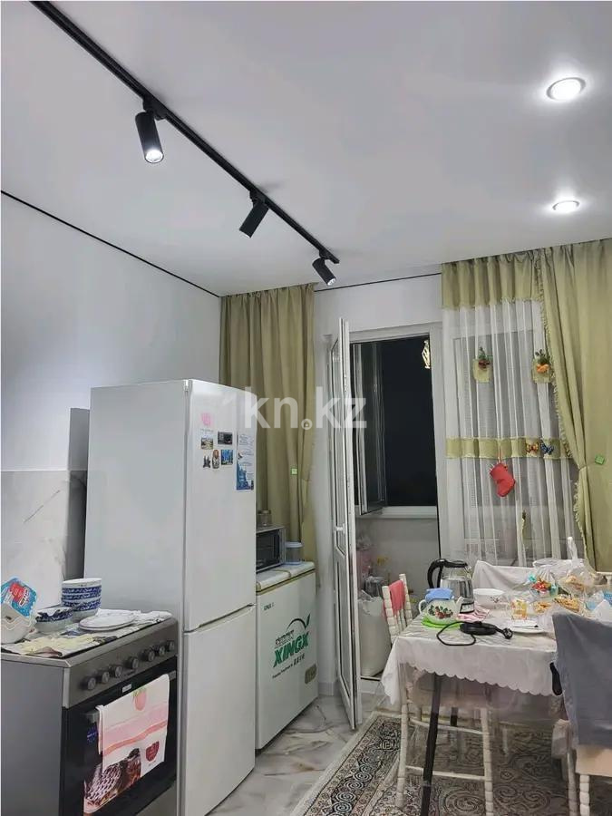 Продажа 2-комнатной квартиры, 58 м², ул. Омарова, дом  1 в Алматы - фото 2