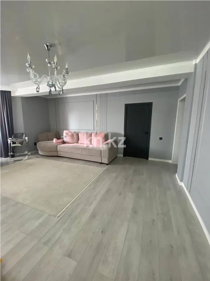 Продажа 3-комнатной квартиры, 86 м², мкр. Думан-2, дом  10 в Алматы