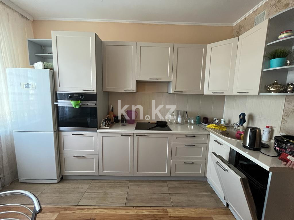 Продажа 2-комнатной квартиры, 65 м², пр. Шахтеров в Караганде - фото 5