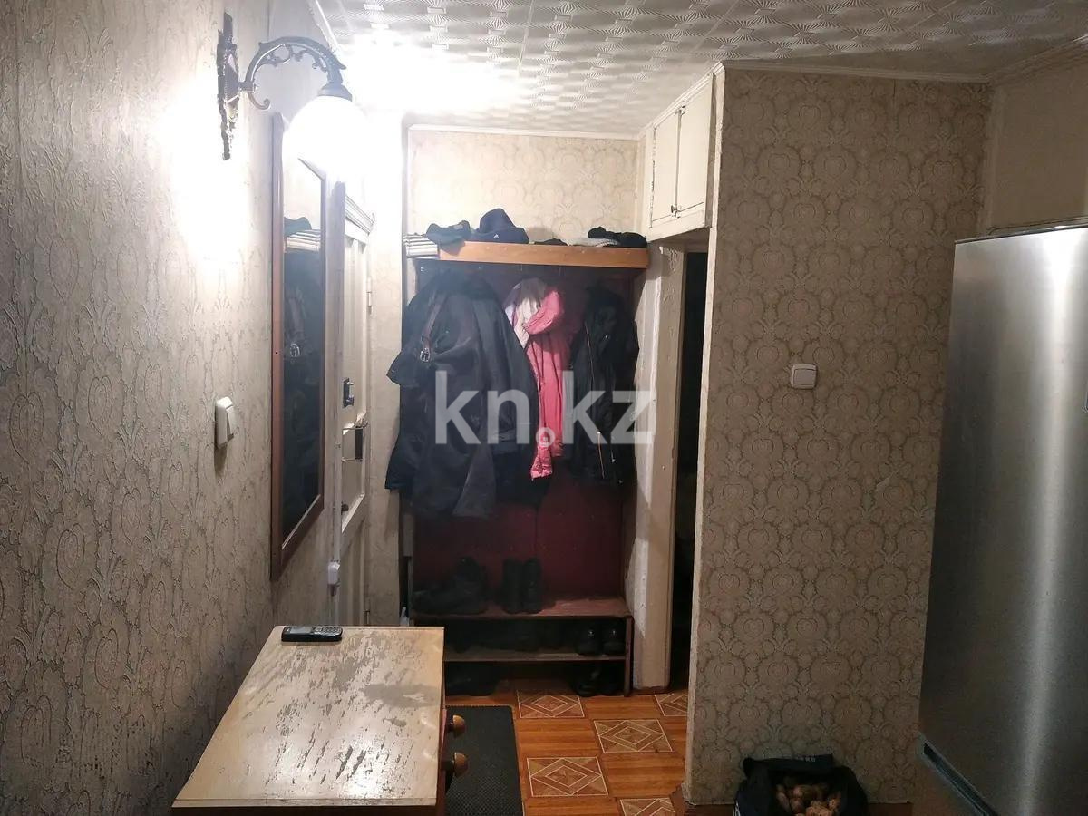 Продажа 3-комнатной квартиры, 57 м², мкр-н 12, дом  24 в Караганде - фото 4