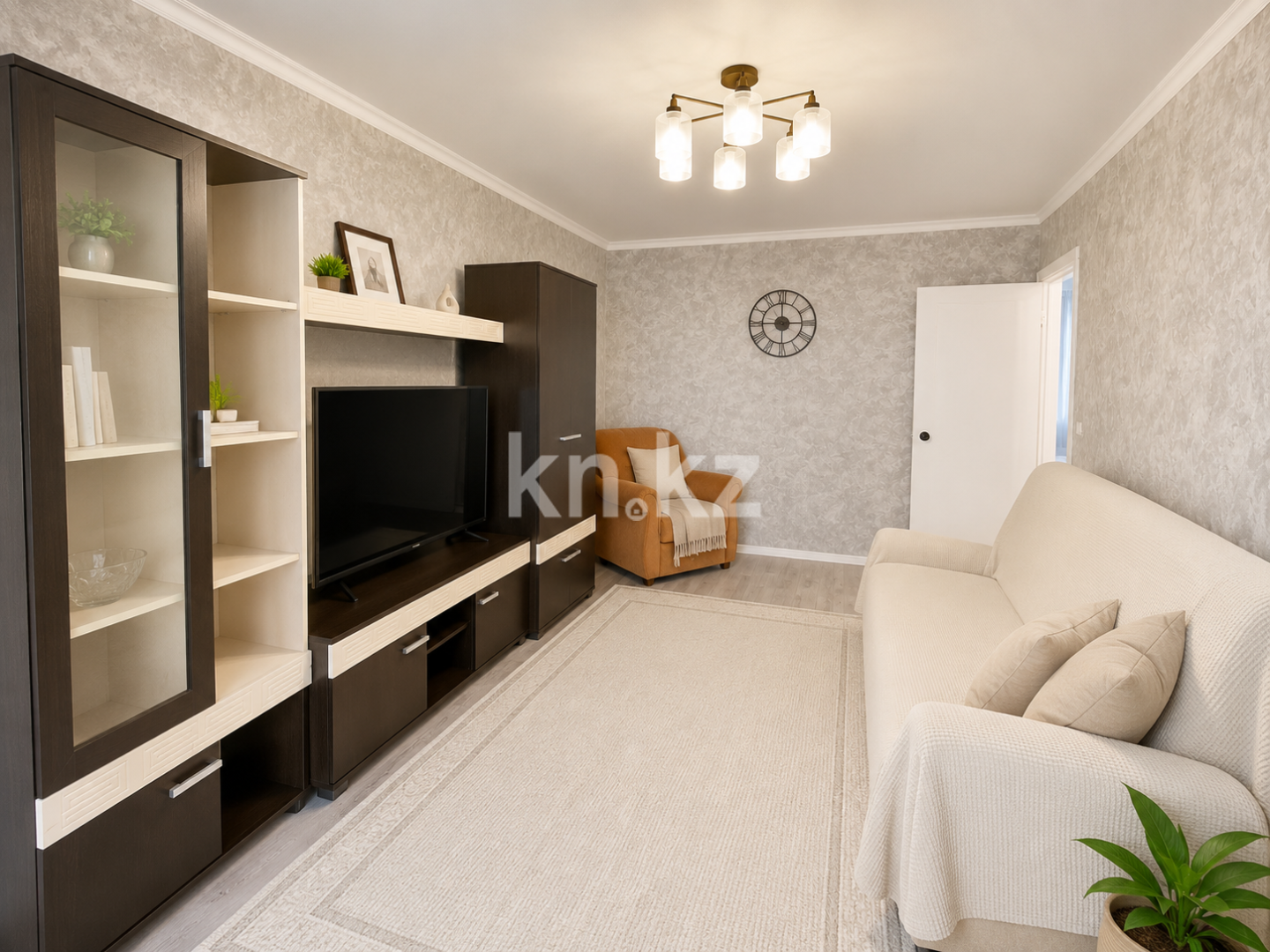 Продажа 3-комнатной квартиры, 61 м² в Караганде