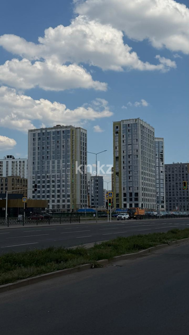 Продажа 4-комнатной квартиры, 121 м² в Астане