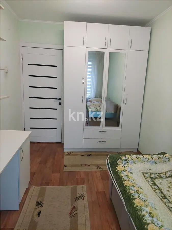 Продажа 3-комнатной квартиры, 63 м², мкр-н Аксай-2, дом  17 в Алматы - фото 3