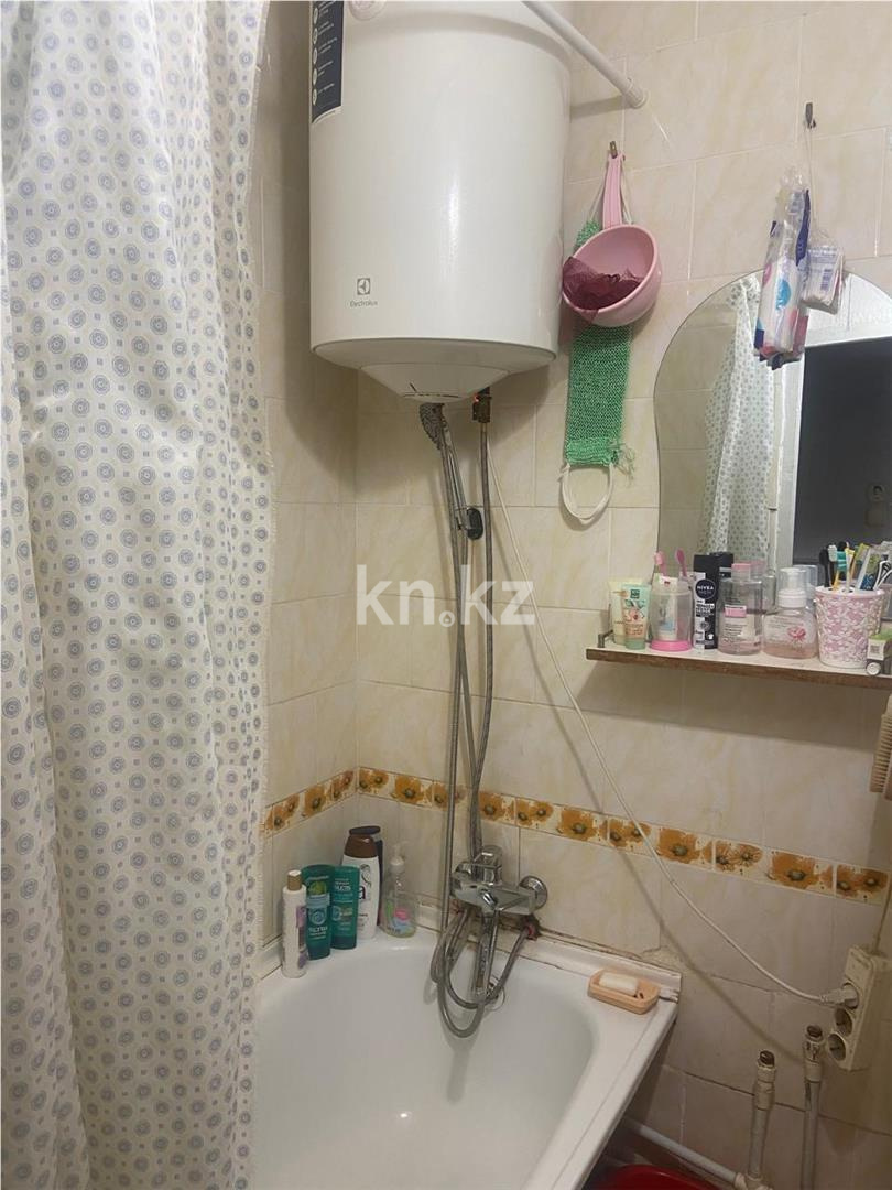 Продажа 2-комнатной квартиры, 44 м², 14 мкр. в Караганде - фото 7