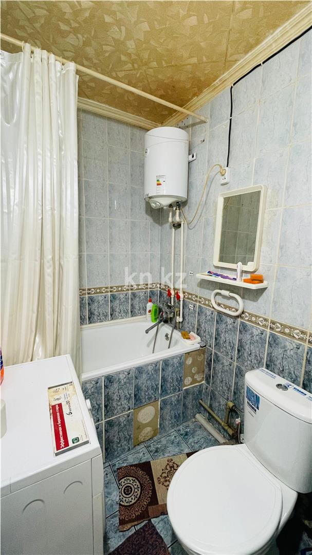 Продажа 1-комнатной квартиры, 32 м², мкр-н 12 в Караганде - фото 5