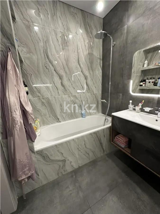 Продажа 4-комнатной квартиры, 116 м², ул. Керей, Жанибек хандар, дом  44 в Астане - фото 6